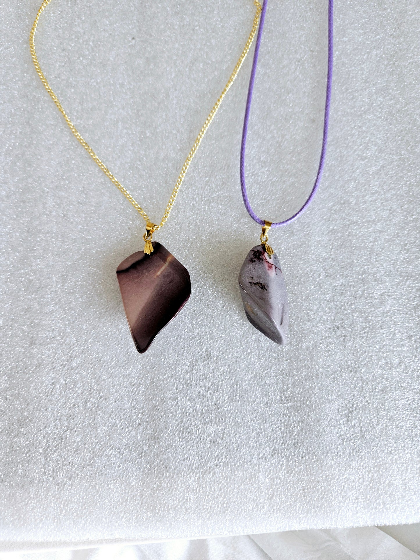 Experience the stunning natural beauty of our Desert Jasper Pendant. With its unique polychrome patterns and hues, this pendant is truly one-of-a-kind.