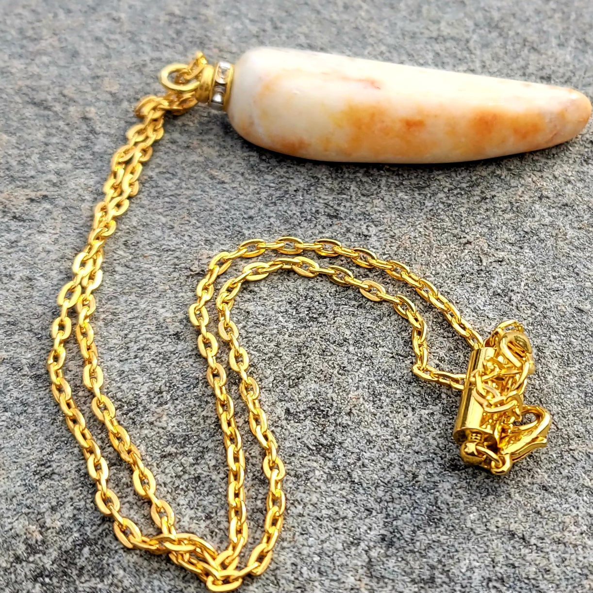 CHECK OUT THIS AMAZING YELLOW-ORANGE QUARTZ PENDANT