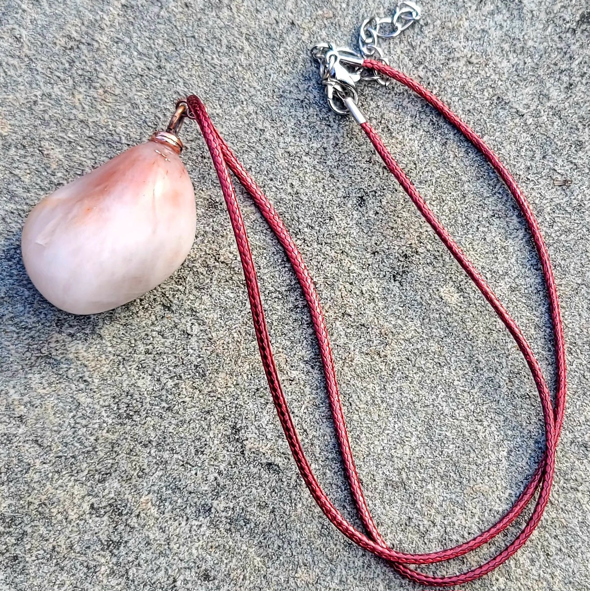 RED AND WHITE ROSE QUARTZ PENDANT