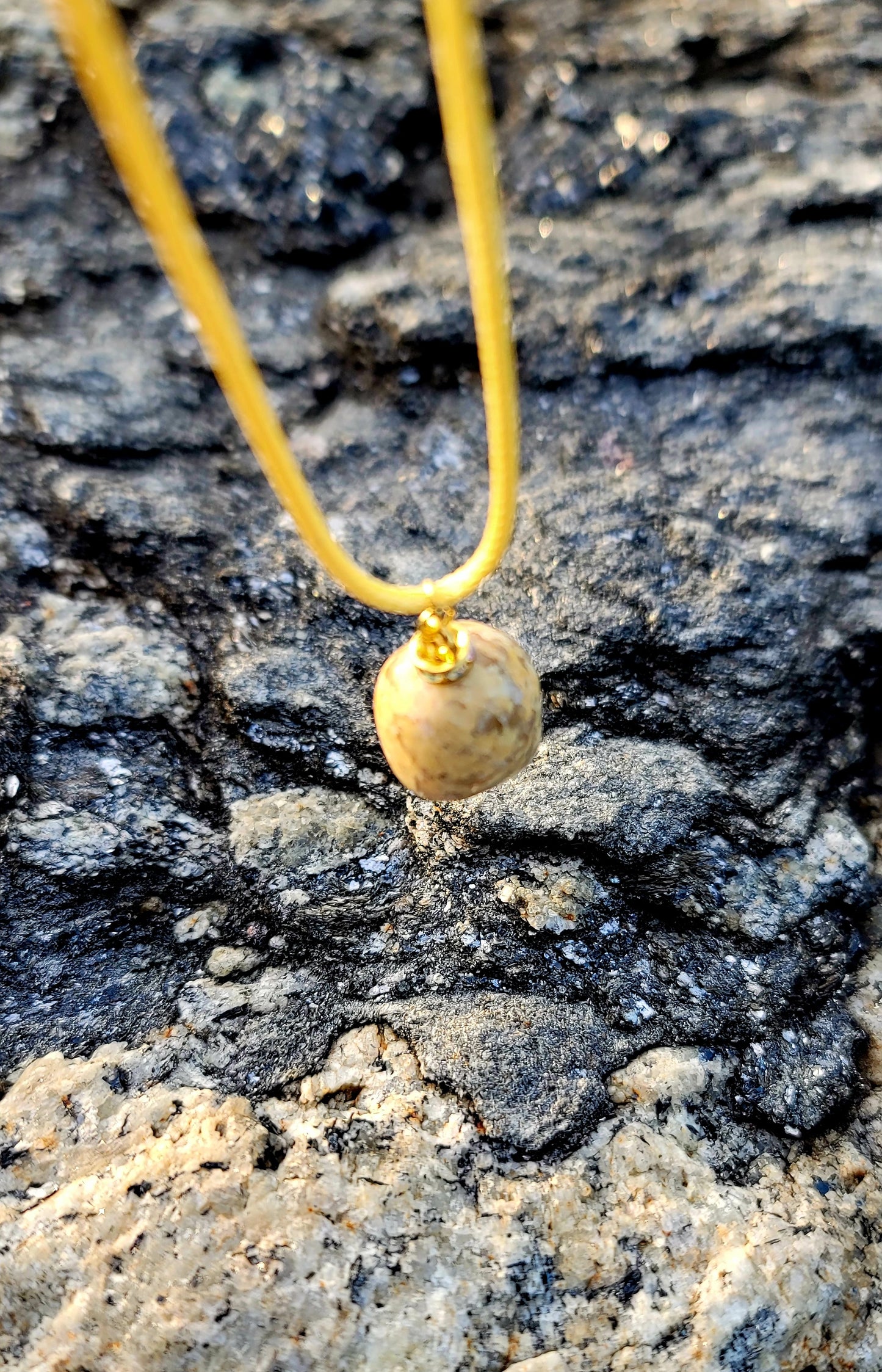 YELLOW GRANITE PENDANT NECKLACE