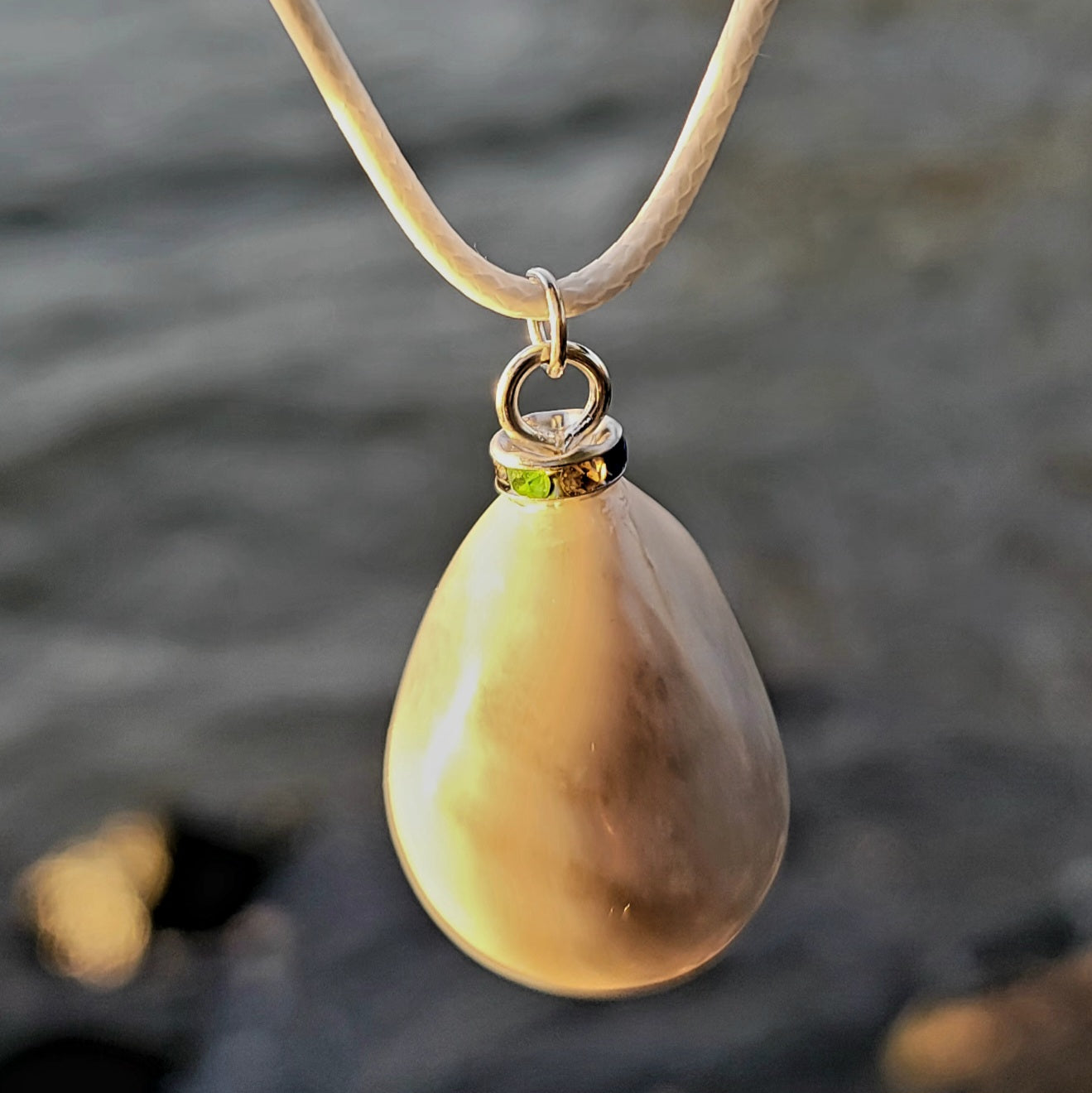 SLEEK MILKY QUARTZ PENDANT THAT IS AS VERSATILE AS A TUXEDO OR BLACK DRESS!