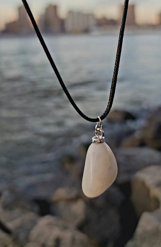 WHITE AND BLACK RAINBOW MOONSTONE PENDANT