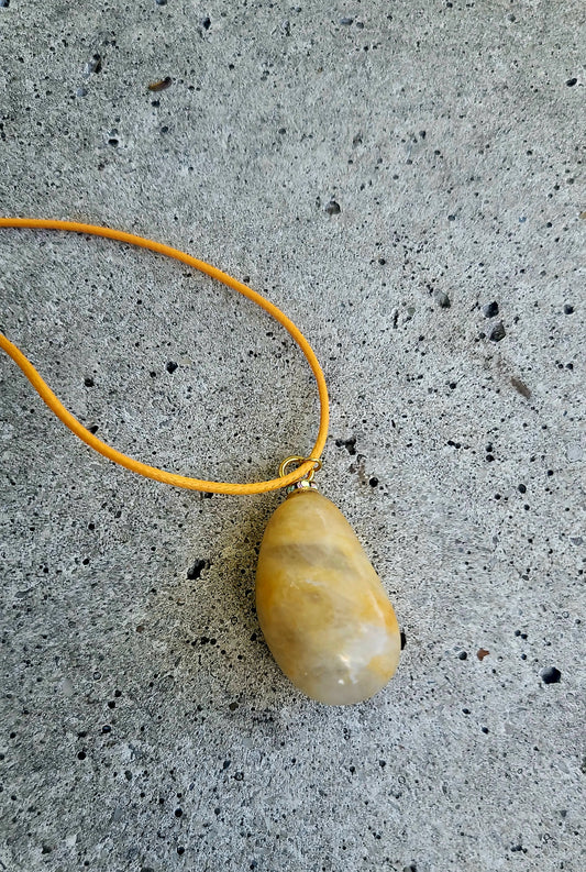 YELLOW AND CLEAR QUARTZ PENDANT