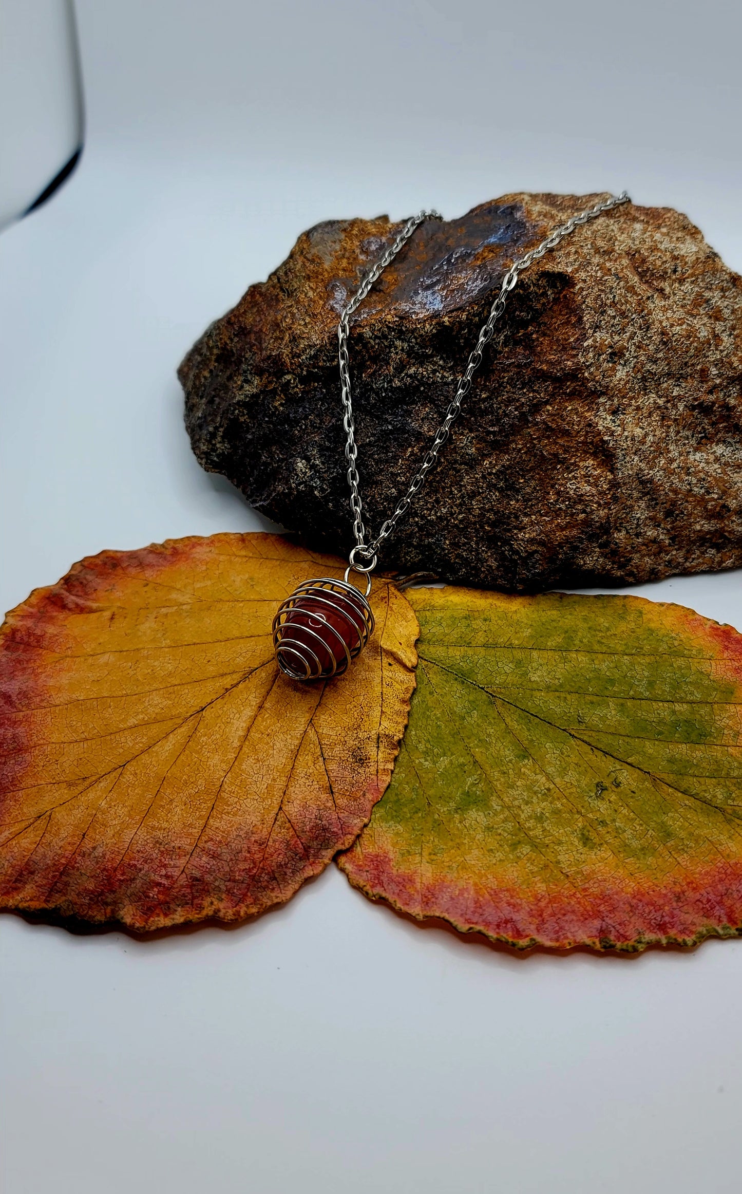 BEAUTIFUL CARNELIAN AGATE PENDANT!