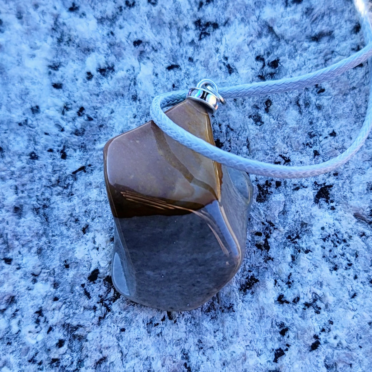 SEE THIS AMAZING BROWN AND GREY DESERT JASPER PENDANT