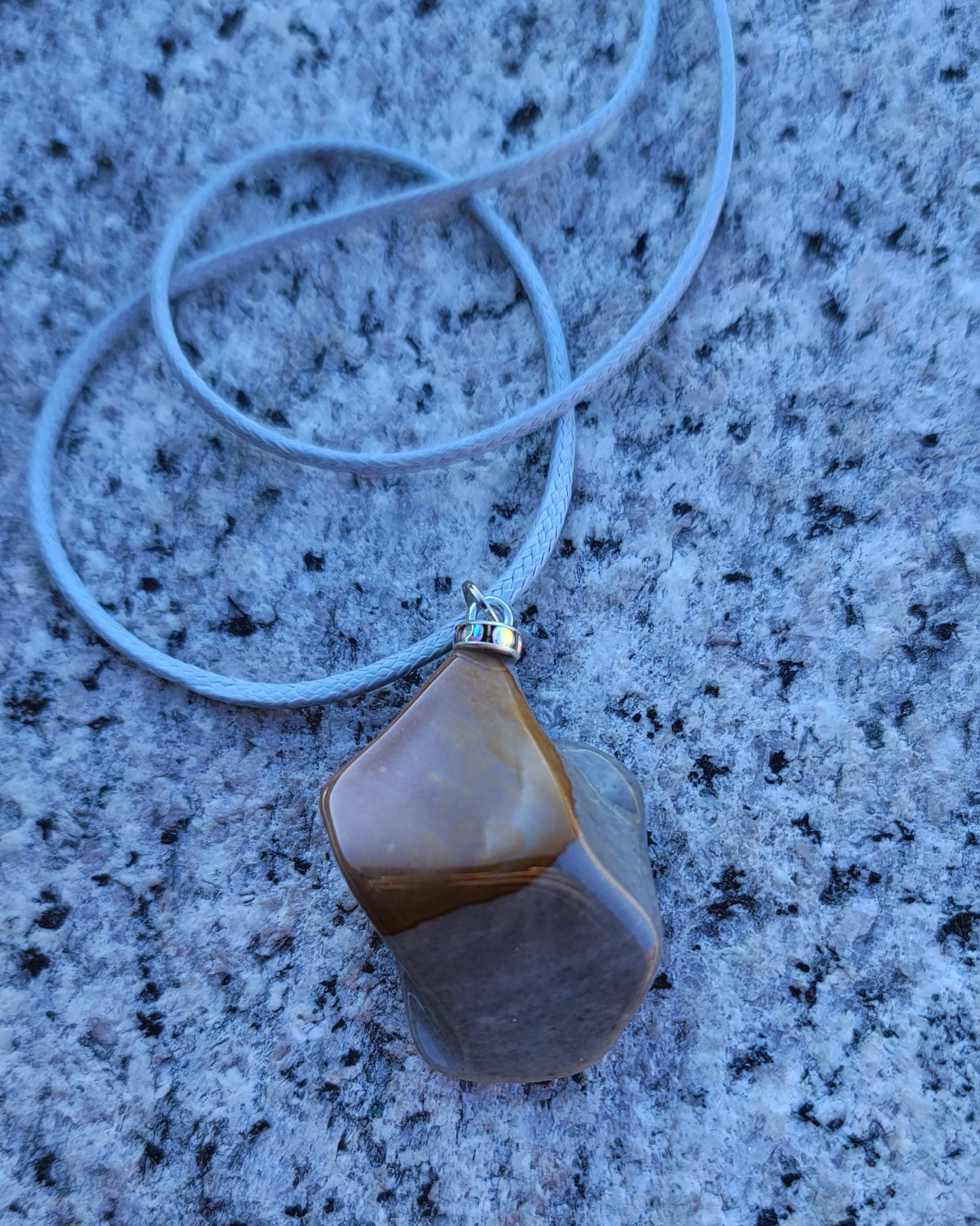 SEE THIS AMAZING BROWN AND GREY DESERT JASPER PENDANT