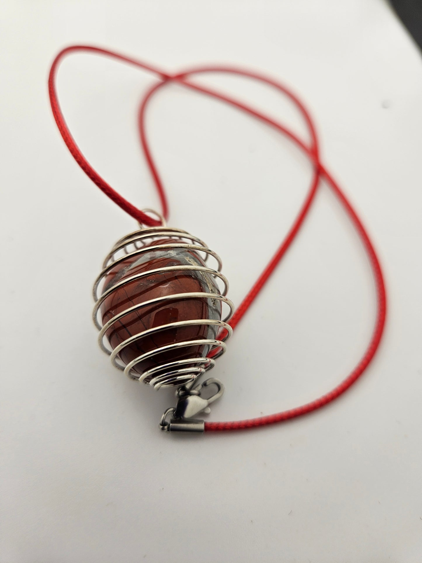 RED JASPER PENDANT NECKLACE