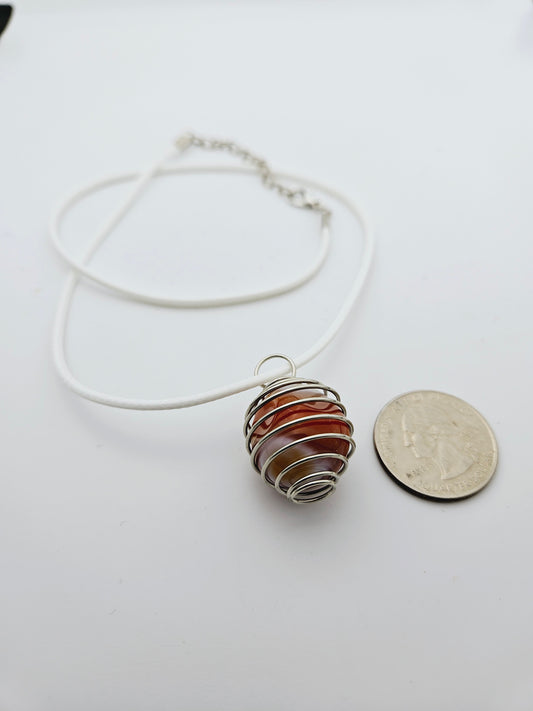 VERY UNIQUE WHITE AND RED CARNELIAN AGATE PENDANT