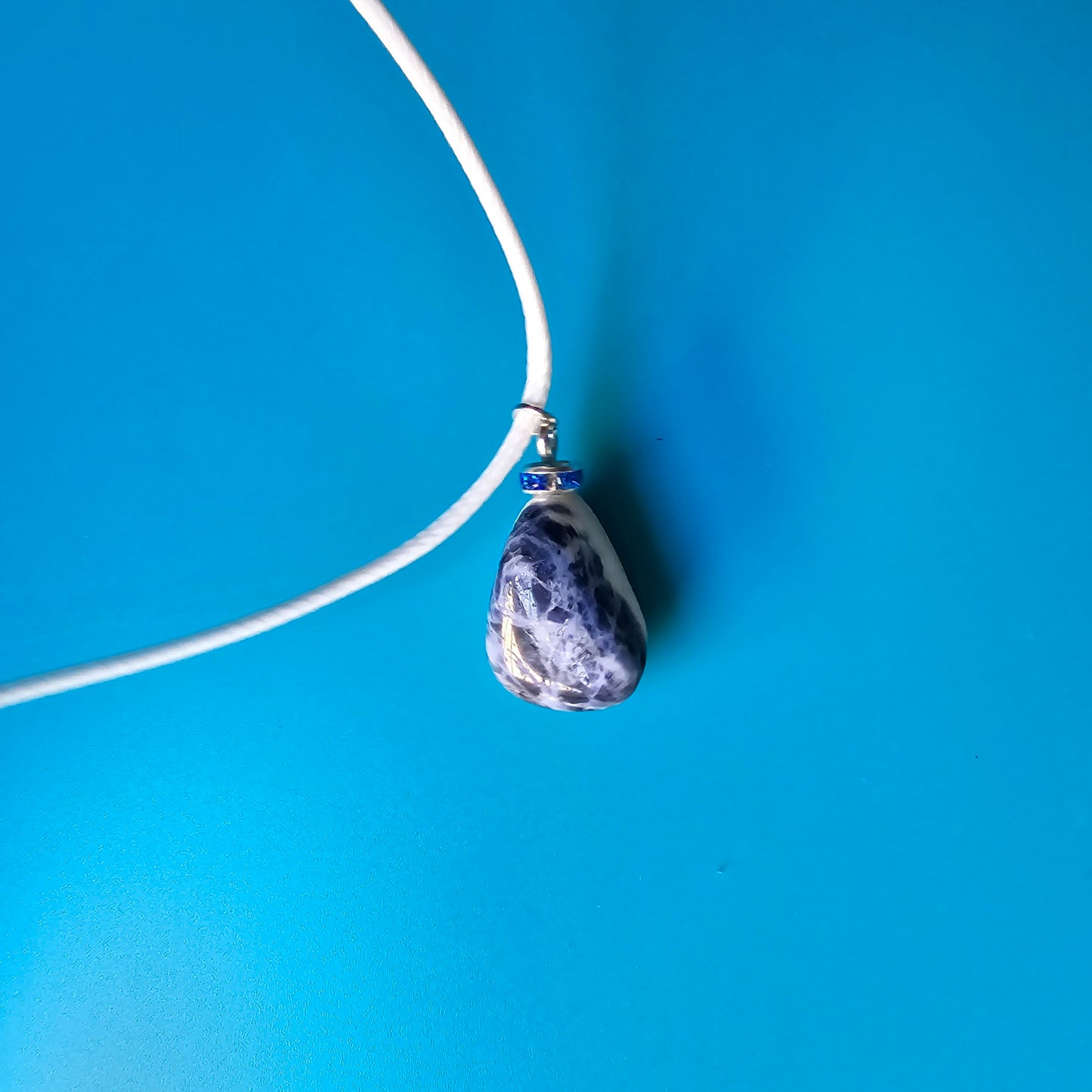 AMAZING SODALITE PENDANT.