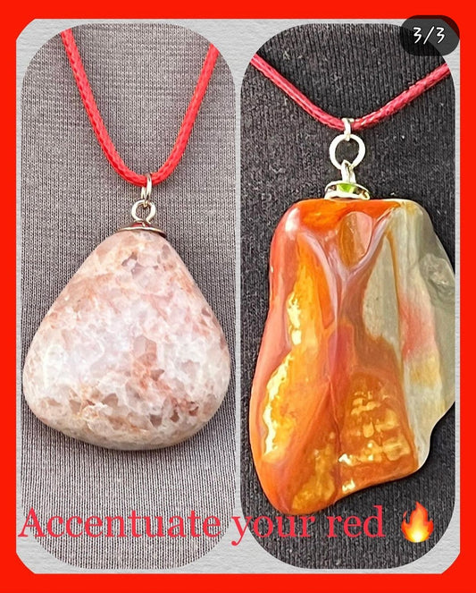 Filled with beautiful features, this Rose quartz pendant has hundreds of white, red, pink and clear speckles in it. Famed for its healing capabilities, Quartz is popular among people who appreciate the qualities of natural gems.