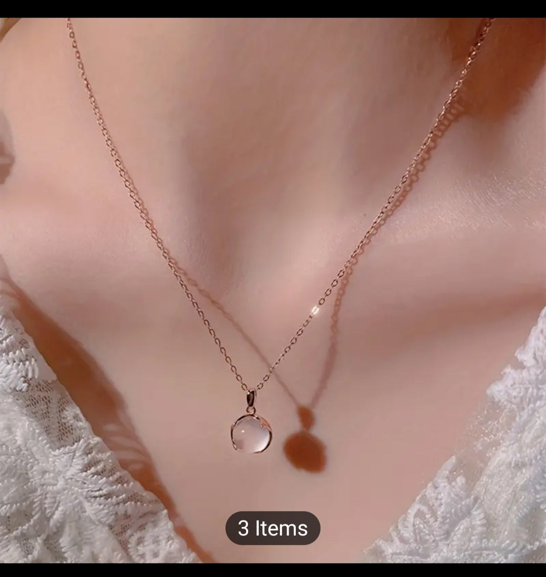 SUPER CUTE CLASSIC CLAVICLE CHAIN NECKLACE