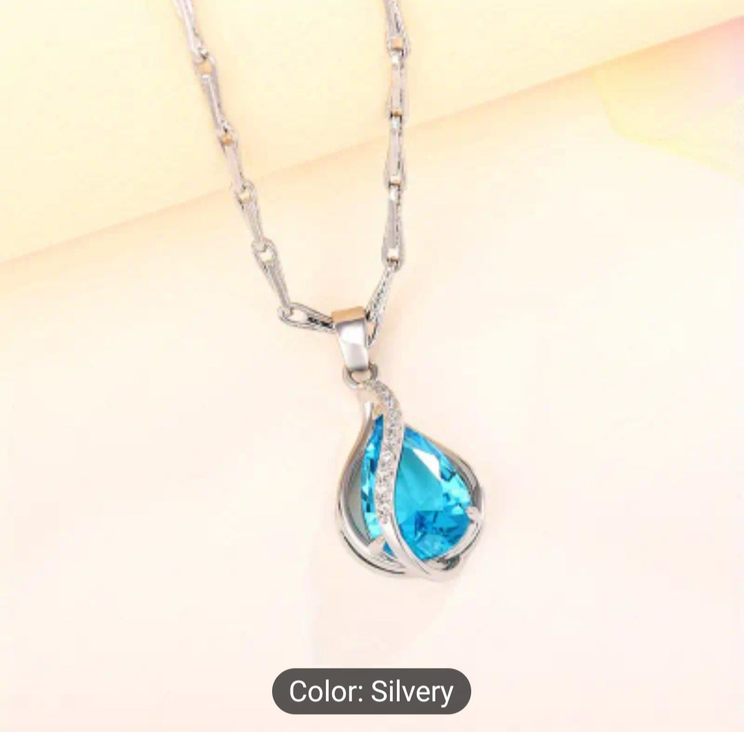 Captivating teardrop cut aquamarine gemstone. This 925-sterling silver piece is delicately balanced between luxury and simplicity. The perfect gift for that special person or special occasion. Treat yourself to something tasteful! l