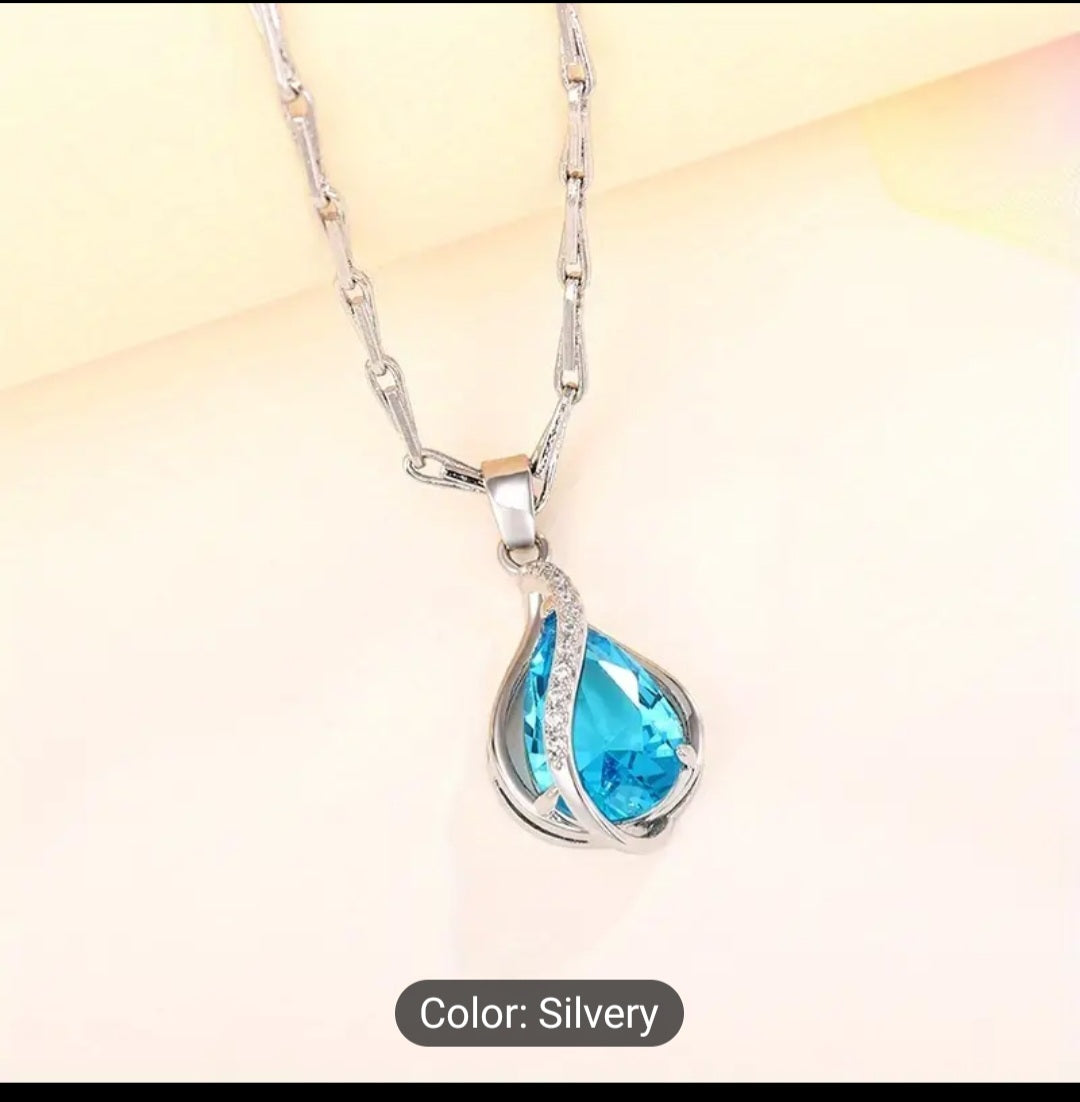 Captivating teardrop cut aquamarine gemstone. This 925-sterling silver piece is delicately balanced between luxury and simplicity. The perfect gift for that special person or special occasion. Treat yourself to something tasteful! l