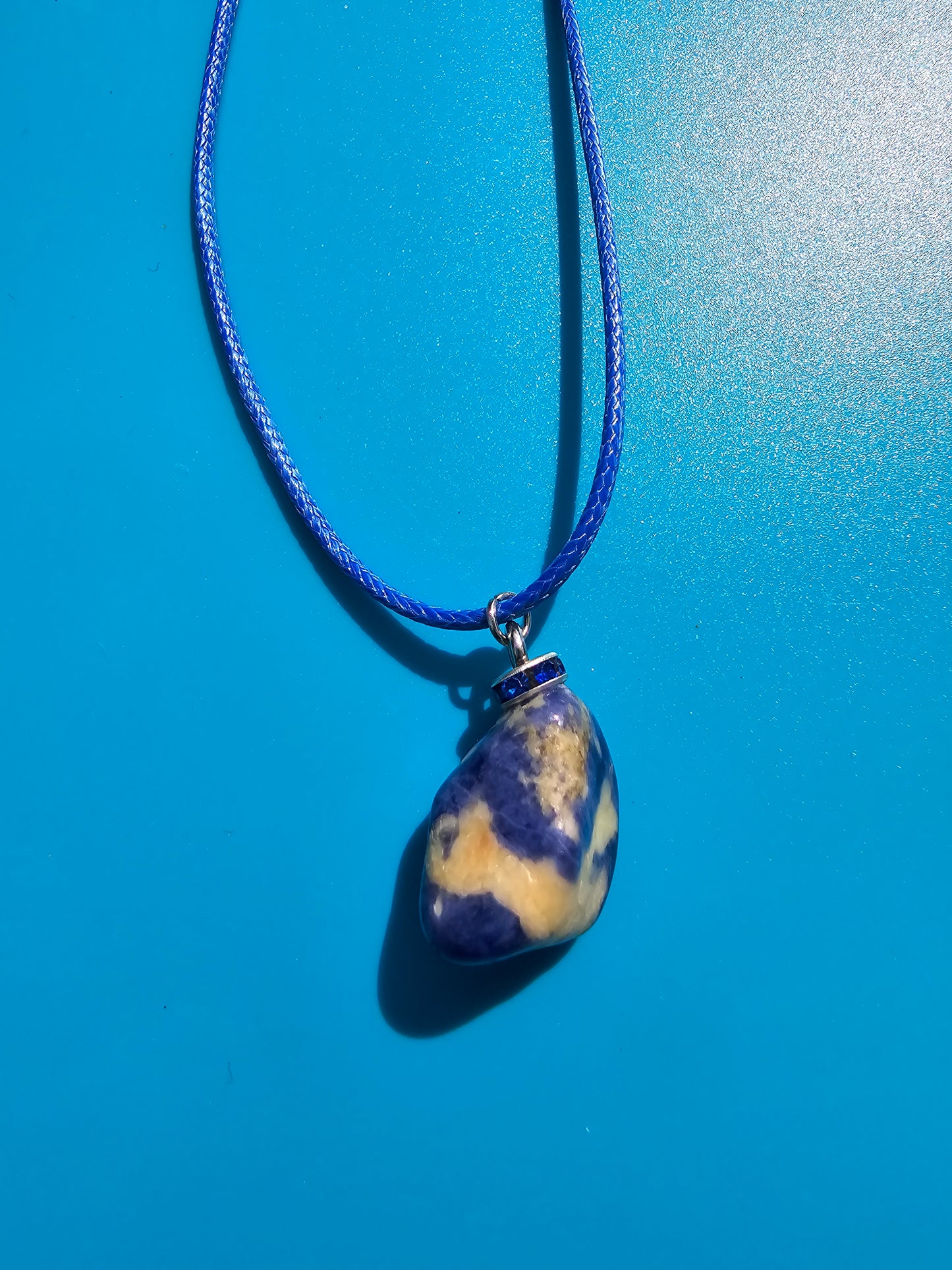 CUTE BLUE & WHITE SODALITE PENDANT