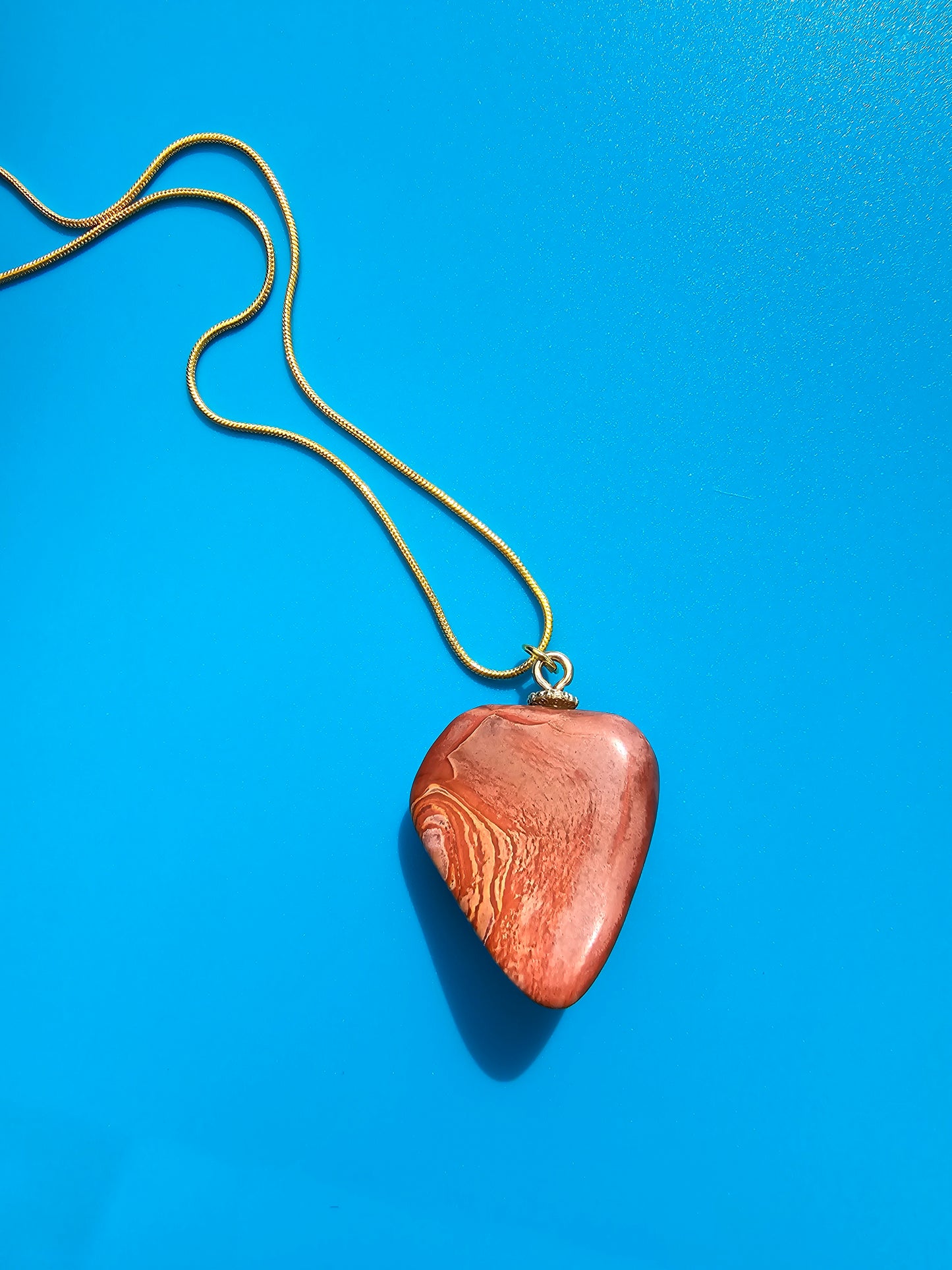 DESERT JASPER PENDANT With unique color patterns