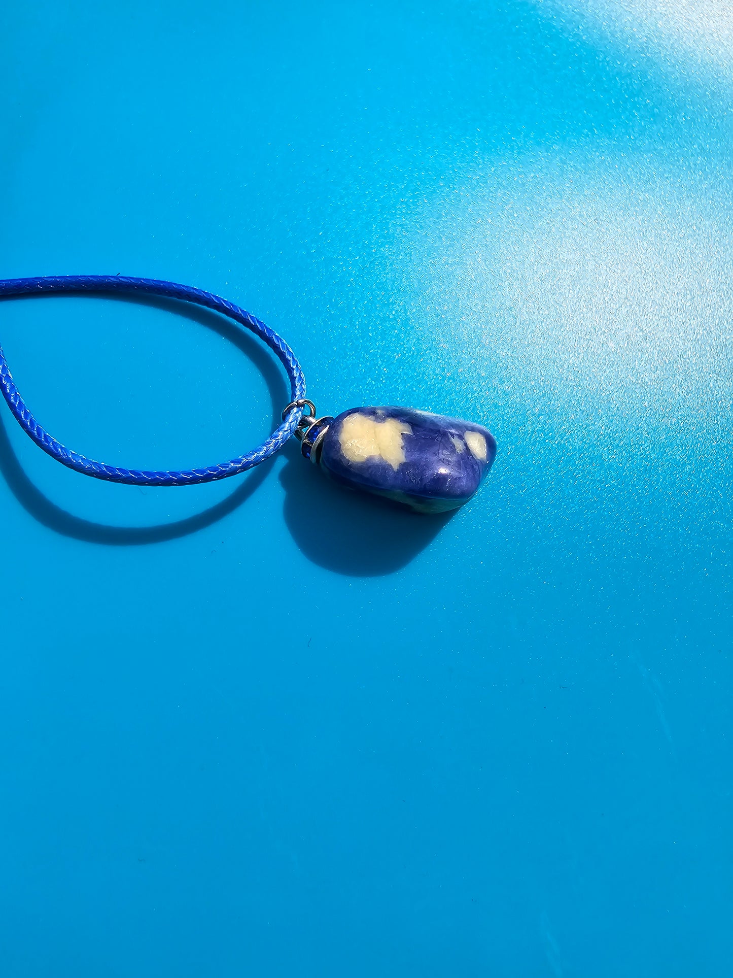 CUTE BLUE & WHITE SODALITE PENDANT