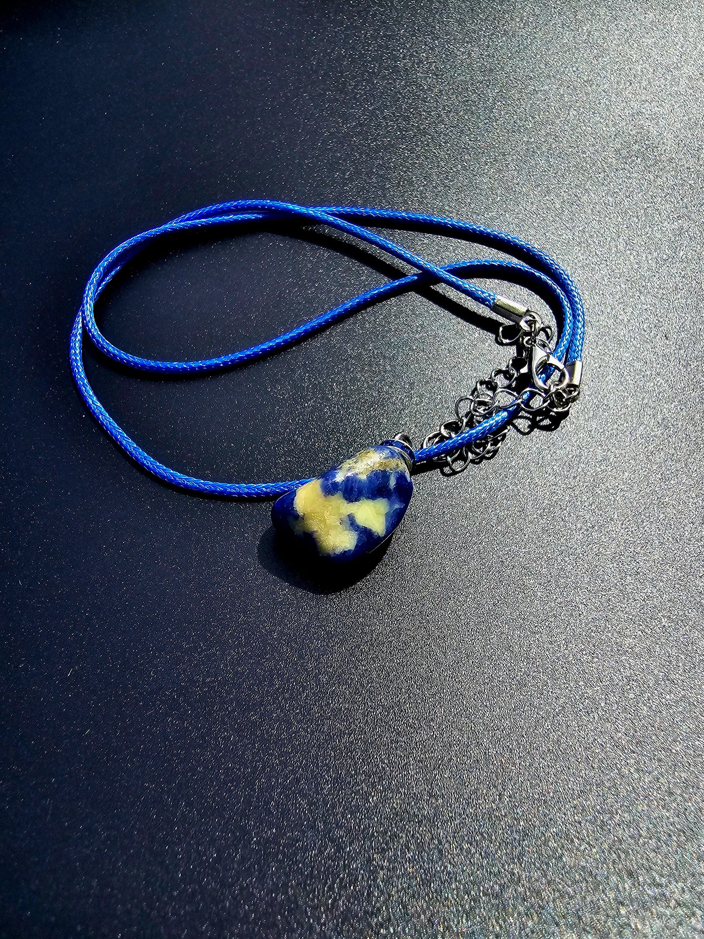 CUTE BLUE & WHITE SODALITE PENDANT