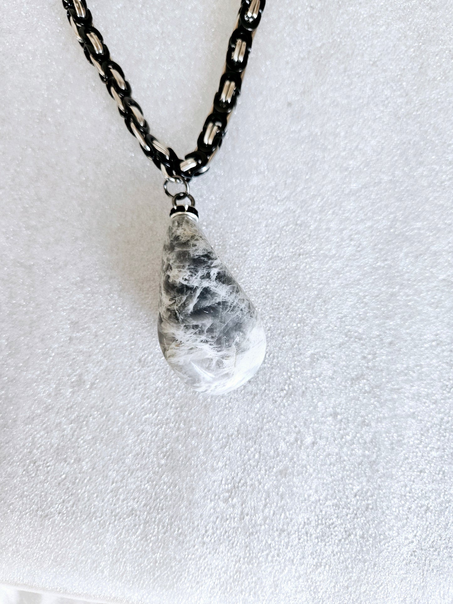 BIG AND BOLD MOONSTONE PENDANT.