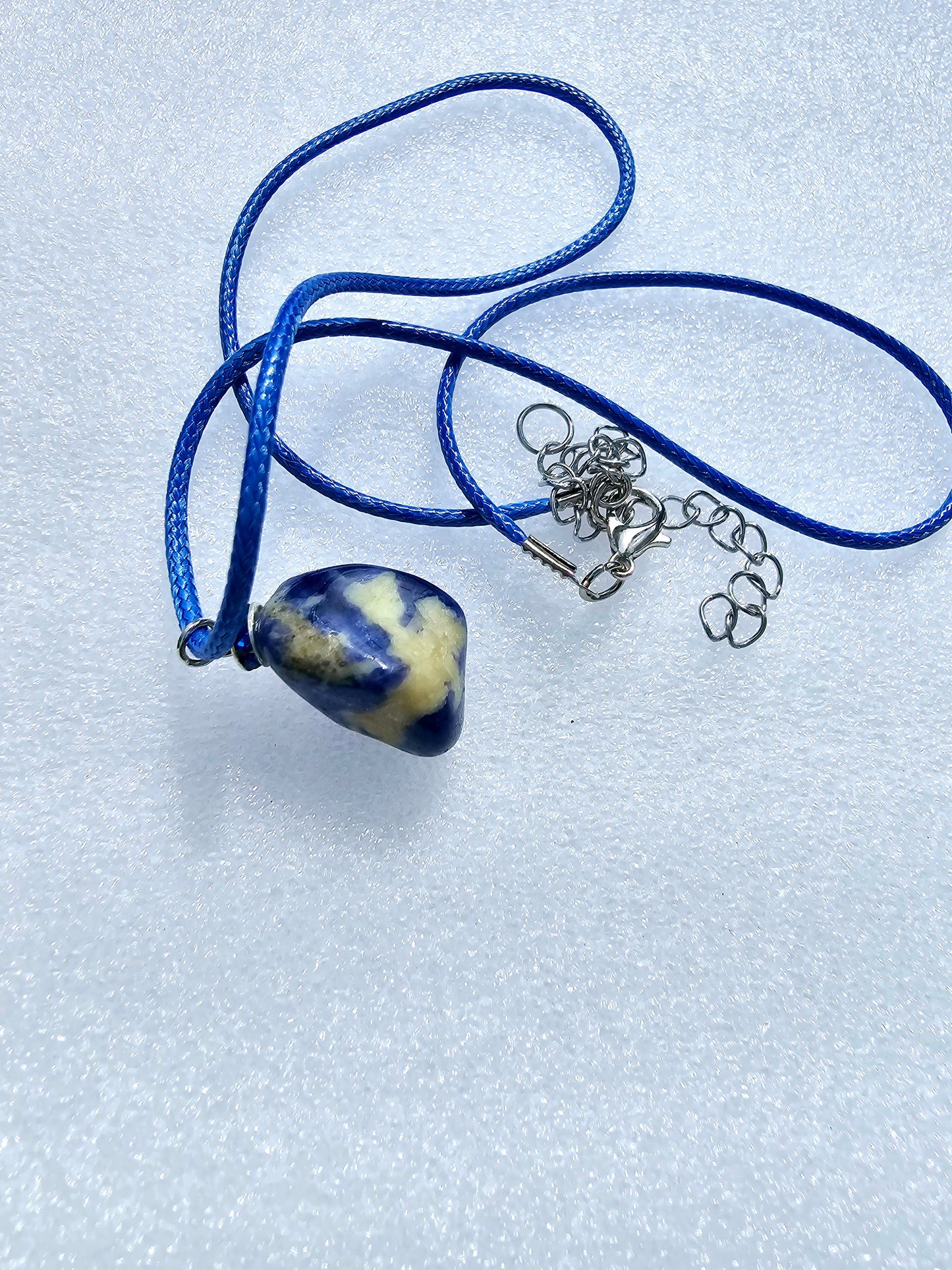 CUTE BLUE & WHITE SODALITE PENDANT