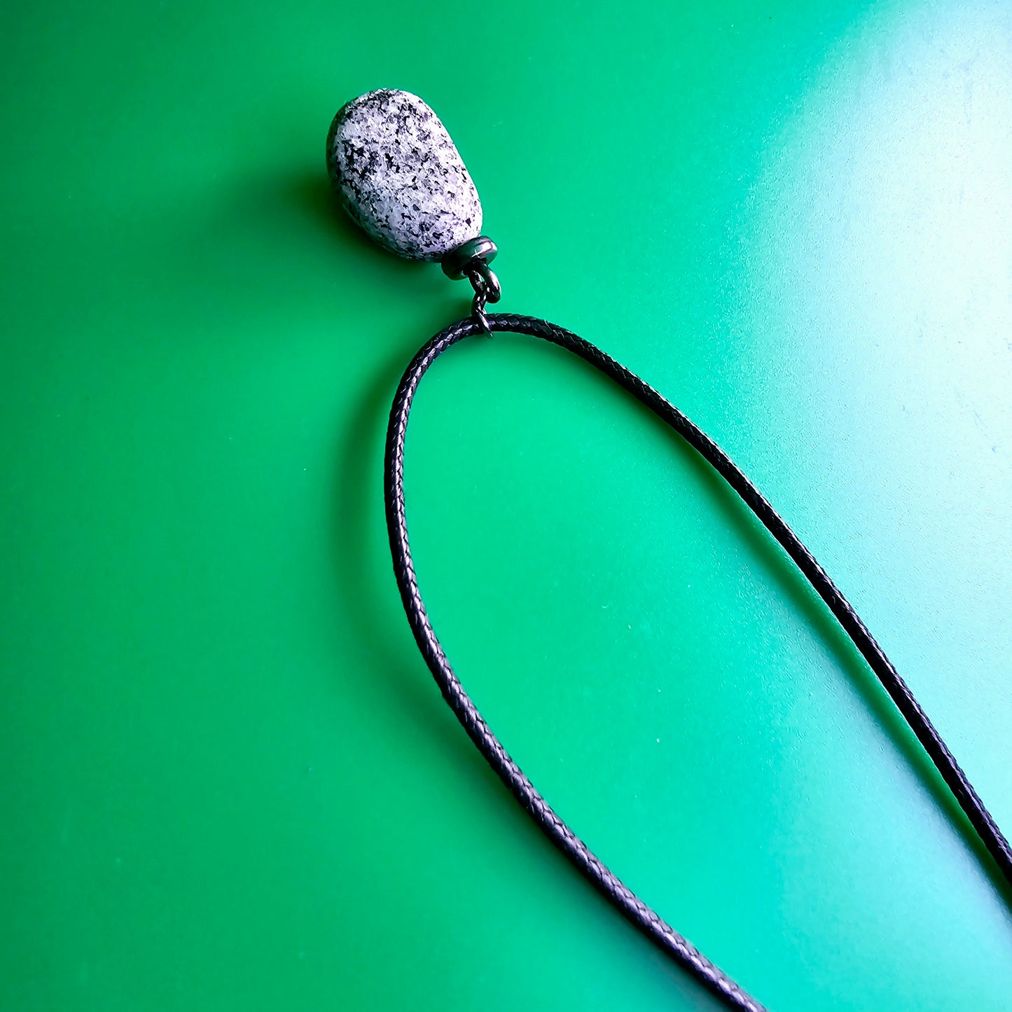 BLACK & WHITE DIORITE PENDANT