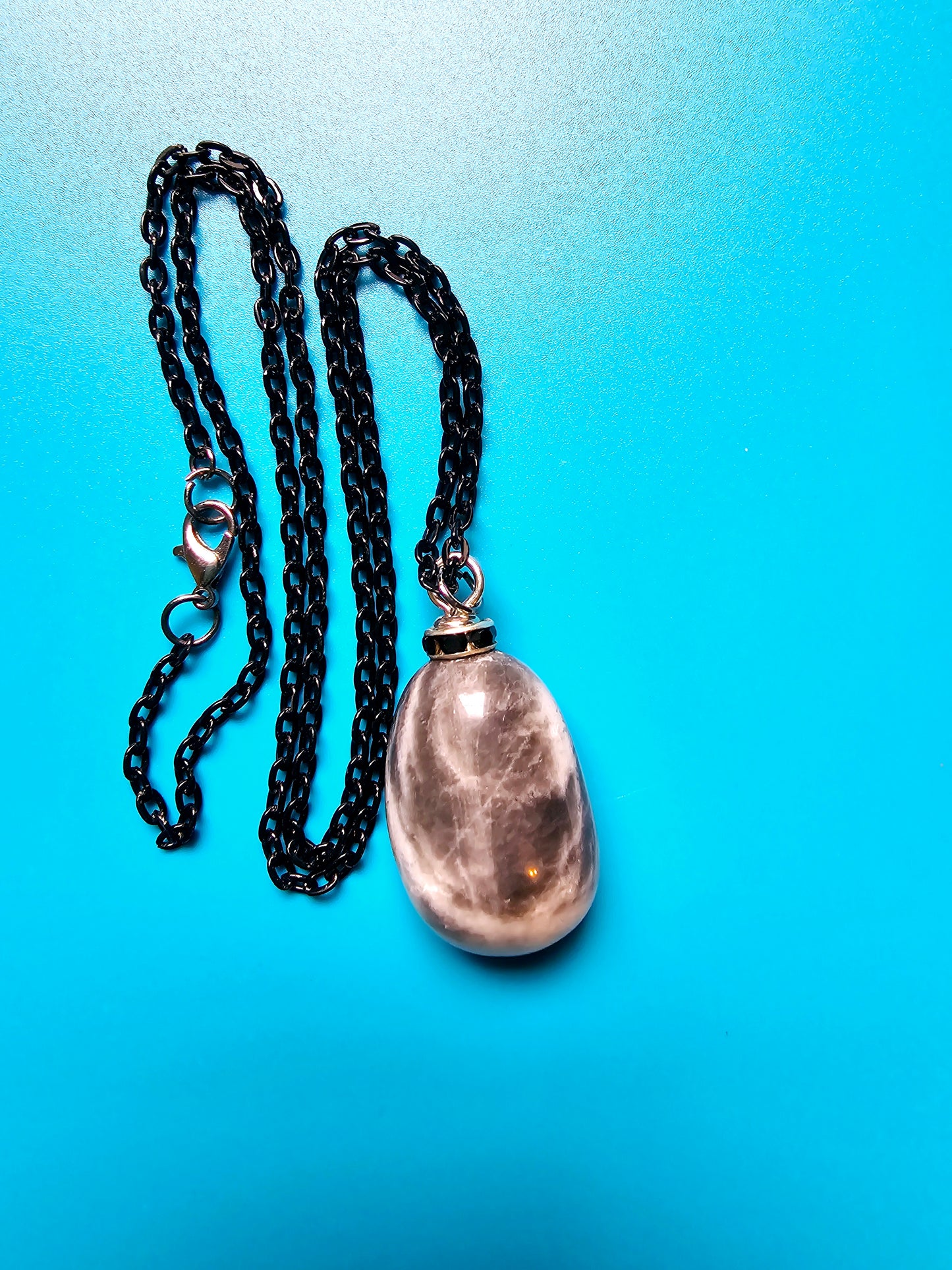 BLACK MOONSTONE PENDANT