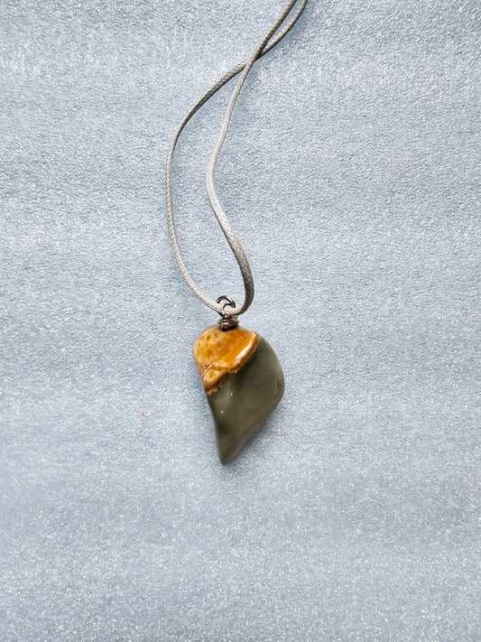 BOLD DESERT JASPER PENDANT