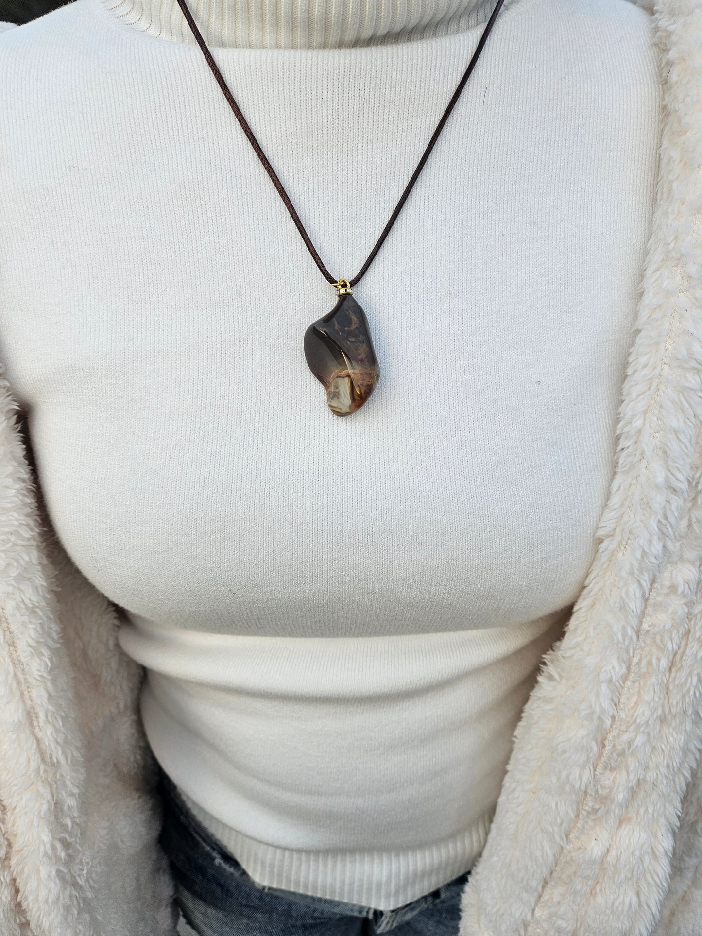 AMAZING DESERT JASPER PENDANT.