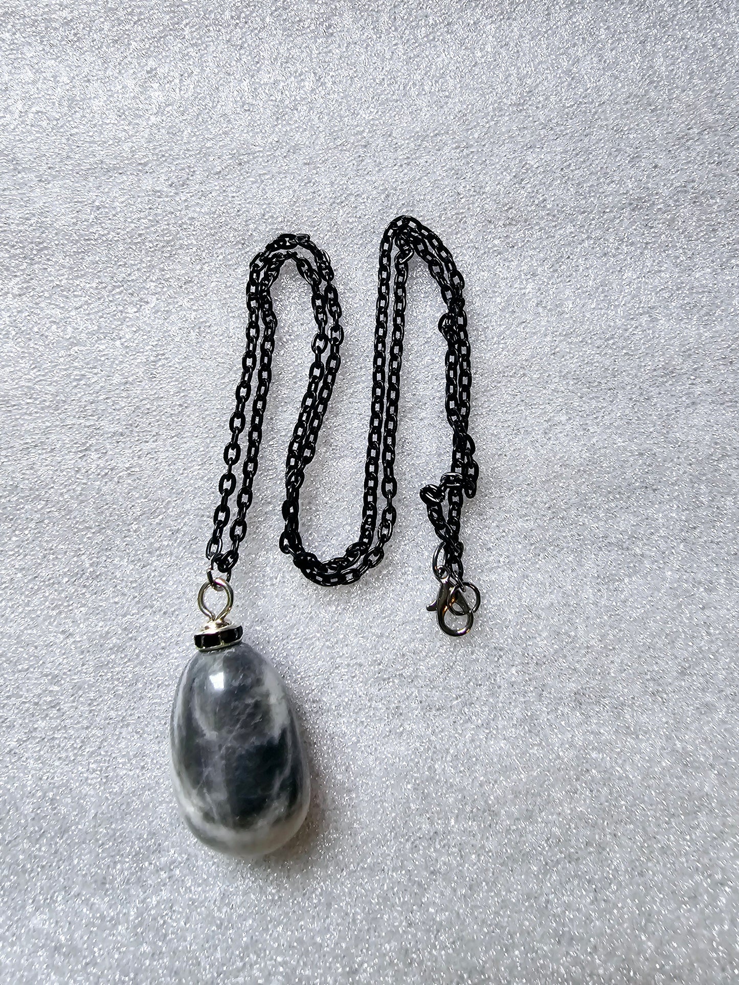 BLACK MOONSTONE PENDANT